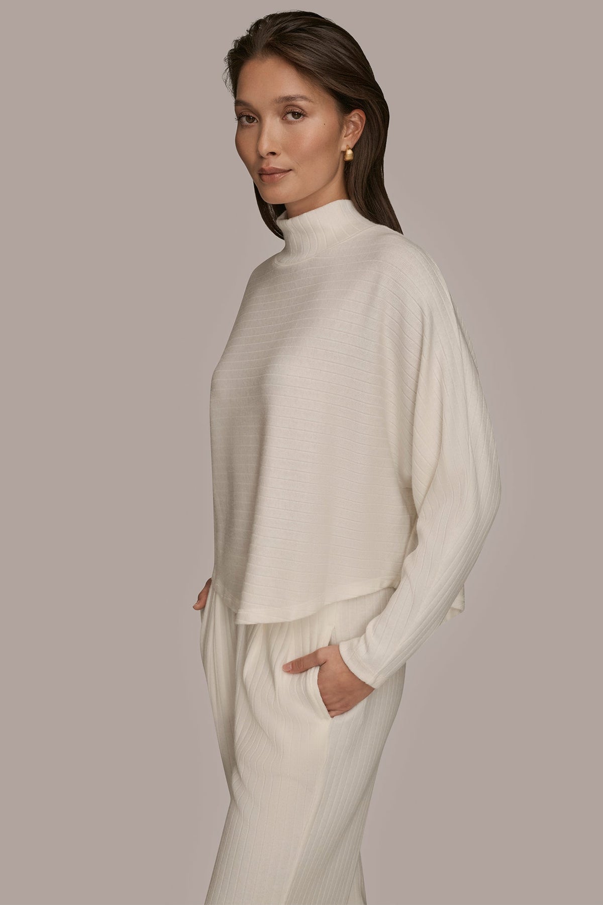 Donna Karan MOCK-NECK TOP
