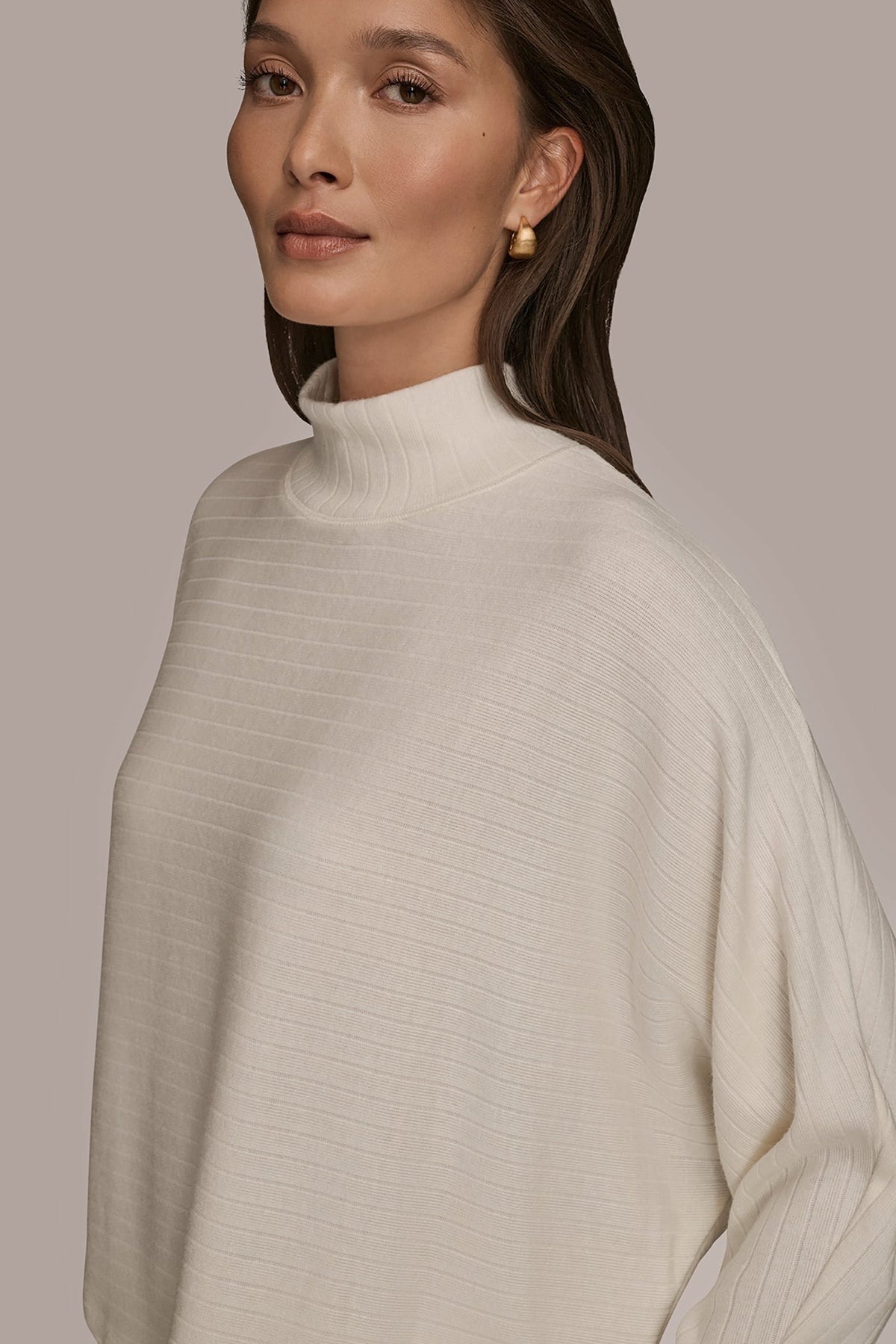 Donna Karan MOCK-NECK TOP