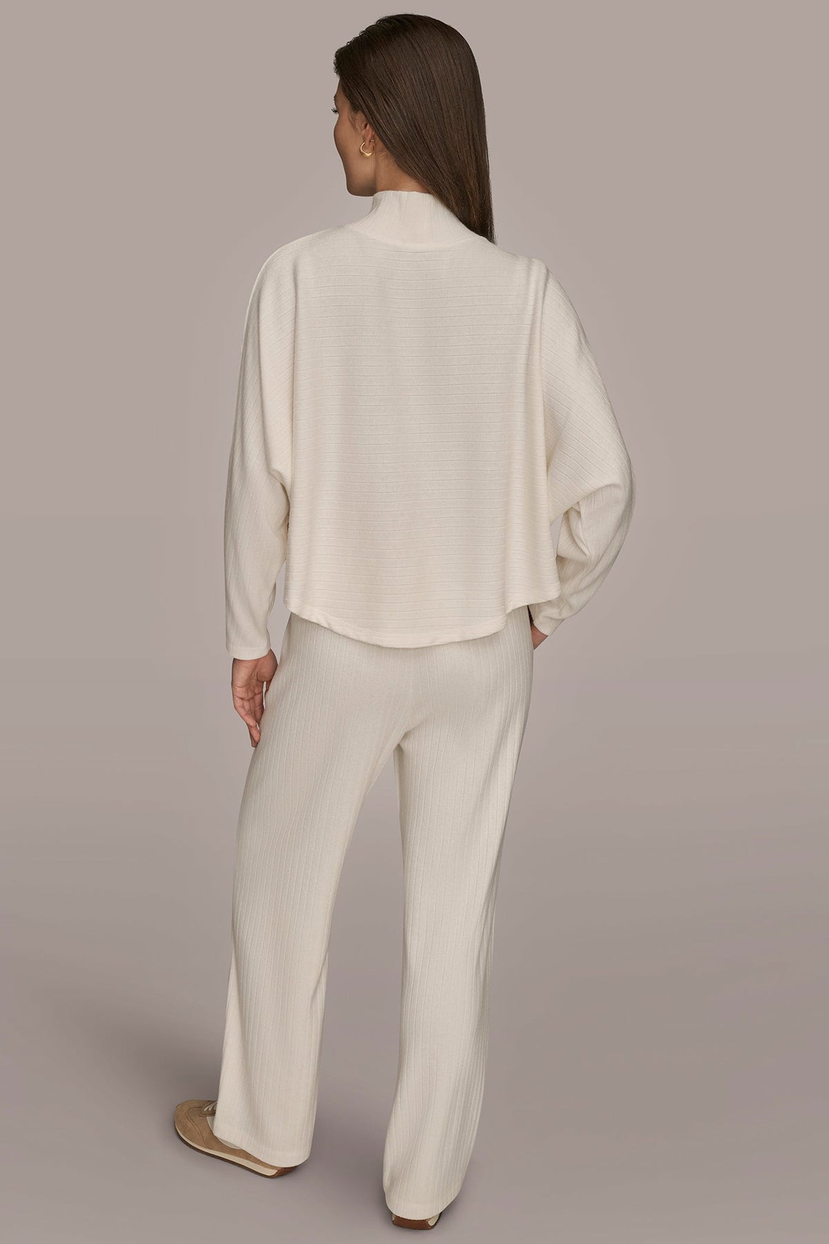 Donna Karan MOCK-NECK TOP