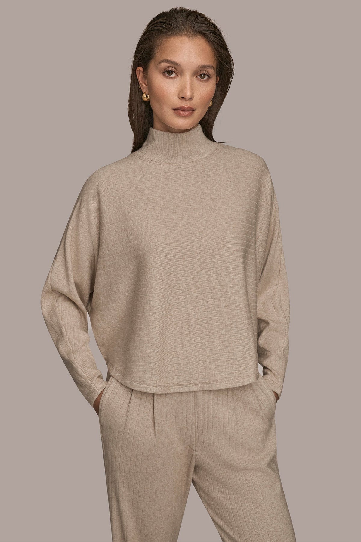 Donna Karan MOCK-NECK TOP